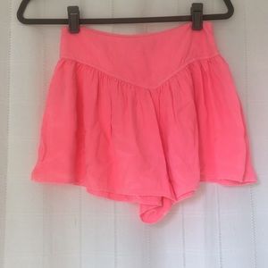 ‼️3/$20 or 4/$25‼️Forever 21 pink flowy shorts